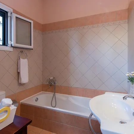 Дом отдыха Lily's House Ano Korakiana