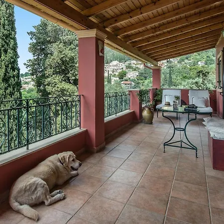 Lily's House Nyaraló Áno Korakiána