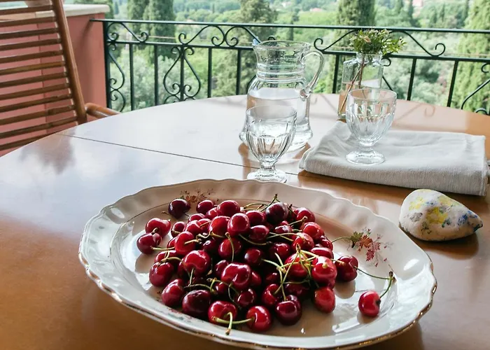 Lily's House Áno Korakiána